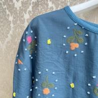 M.&KYOKO プルオーバー¥37400立体感のある模様