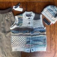 M.&KYOKO ベスト¥46200 千鳥格子のパンツ¥36300