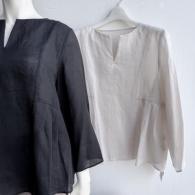 UNTITLED 麻57％セルロース43%のブラウス¥19800