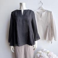 UNTITLED 麻57％セルロース43%のブラウス¥19800